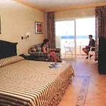 R2 Buganvilla & Hotel 4*
