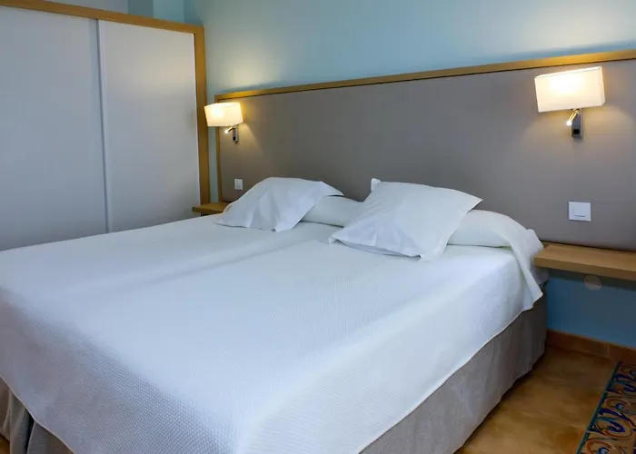 R2 Buganvilla & 4* Morro Jable (Fuerteventura)