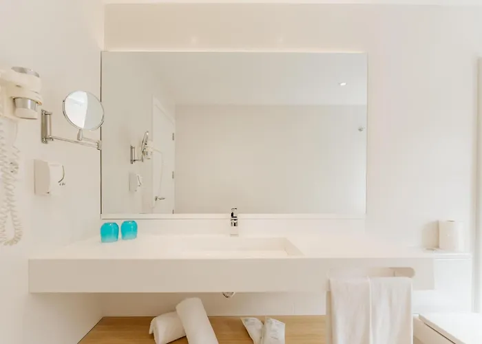 R2 Buganvilla & 4* Morro Jable (Fuerteventura)