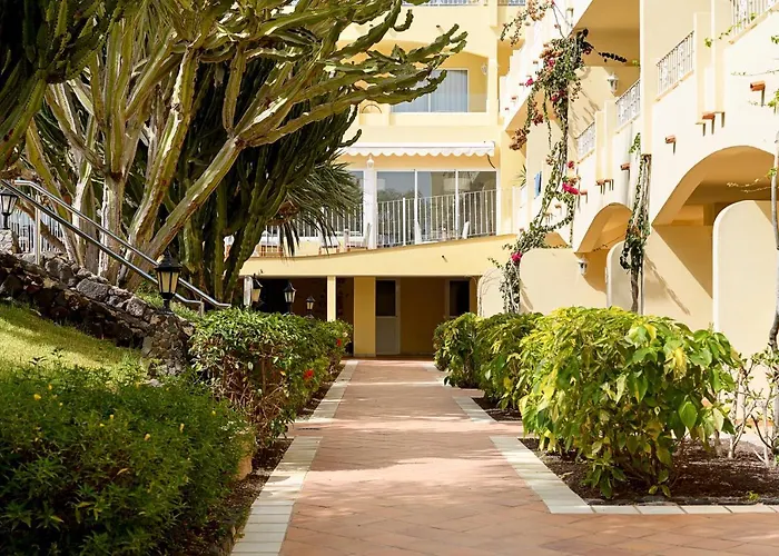 Hotel R2 Buganvilla &