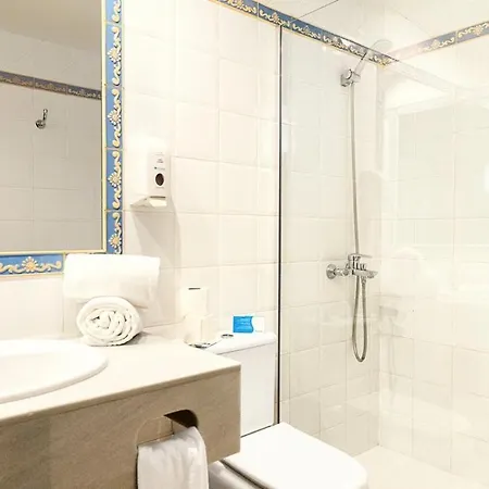 R2 Buganvilla & Hotel 4*