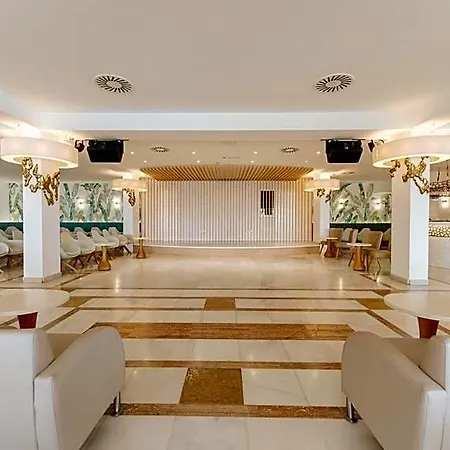 R2 Buganvilla & Отель 4*