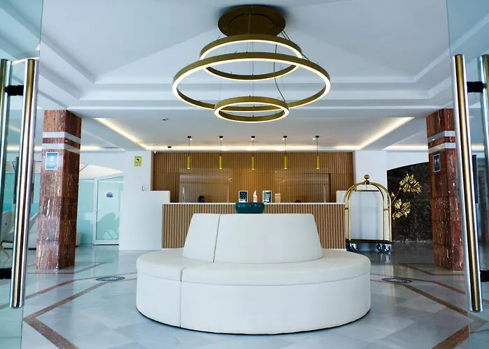 מלון R2 Buganvilla & 4*