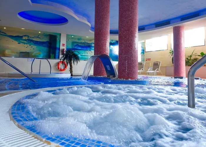 מלון R2 Buganvilla & 4*