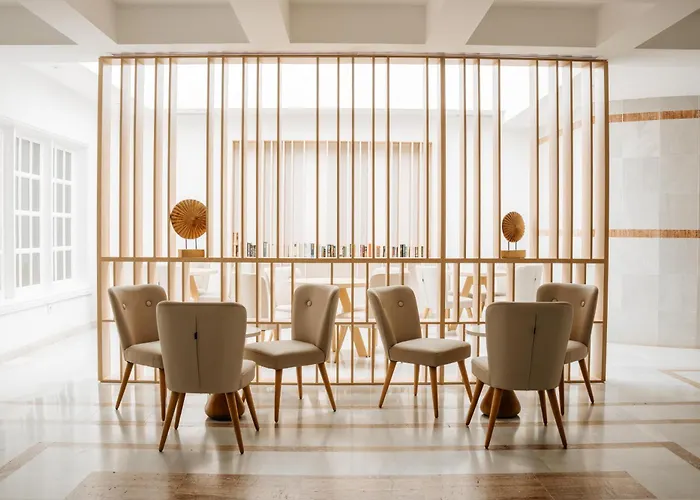 호텔 R2 Buganvilla &